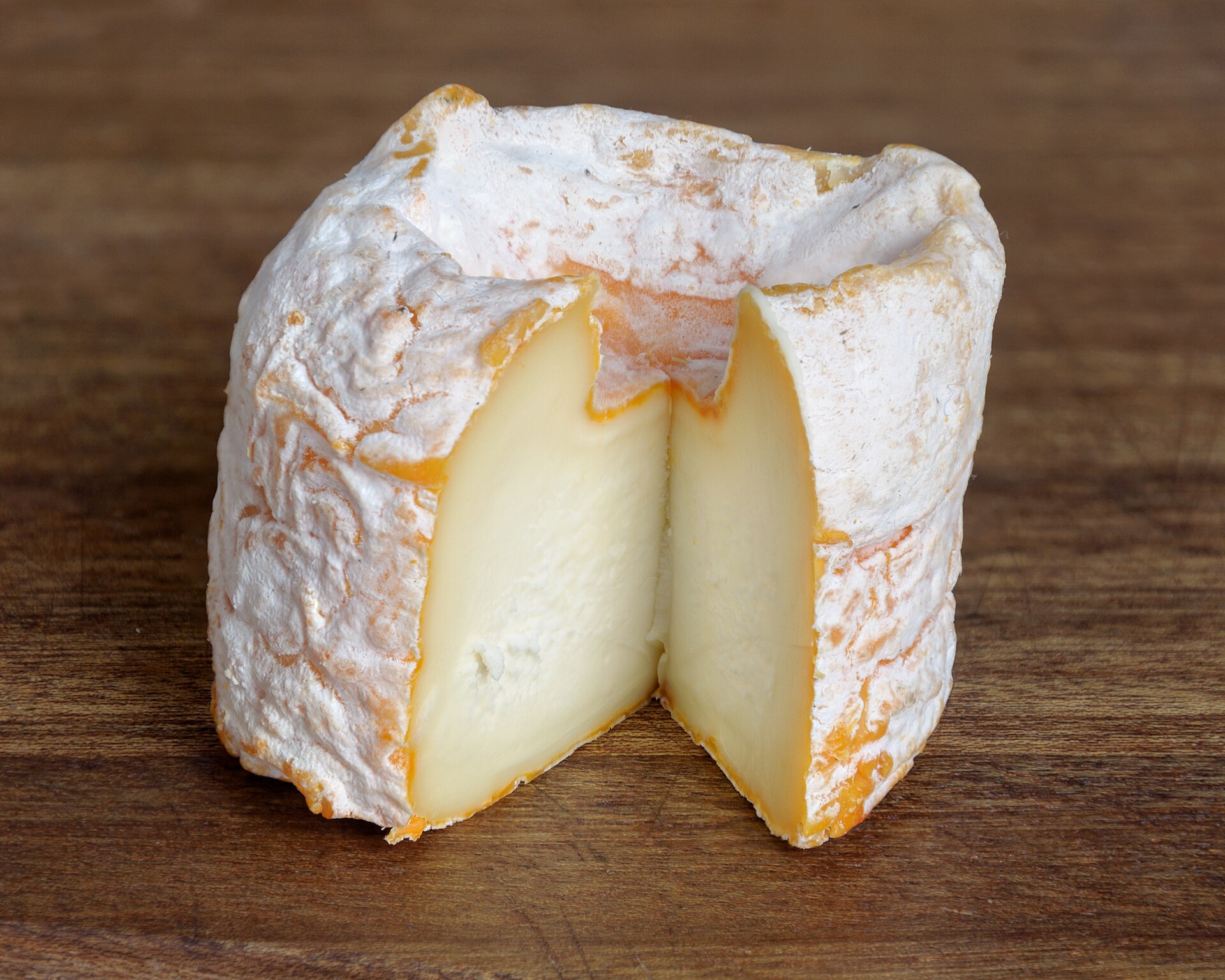 Langres, a cow's milk cheese with AOP status from eastern France